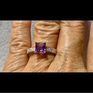 14K  Solid White Gold ring with genuine princess cut amethyst